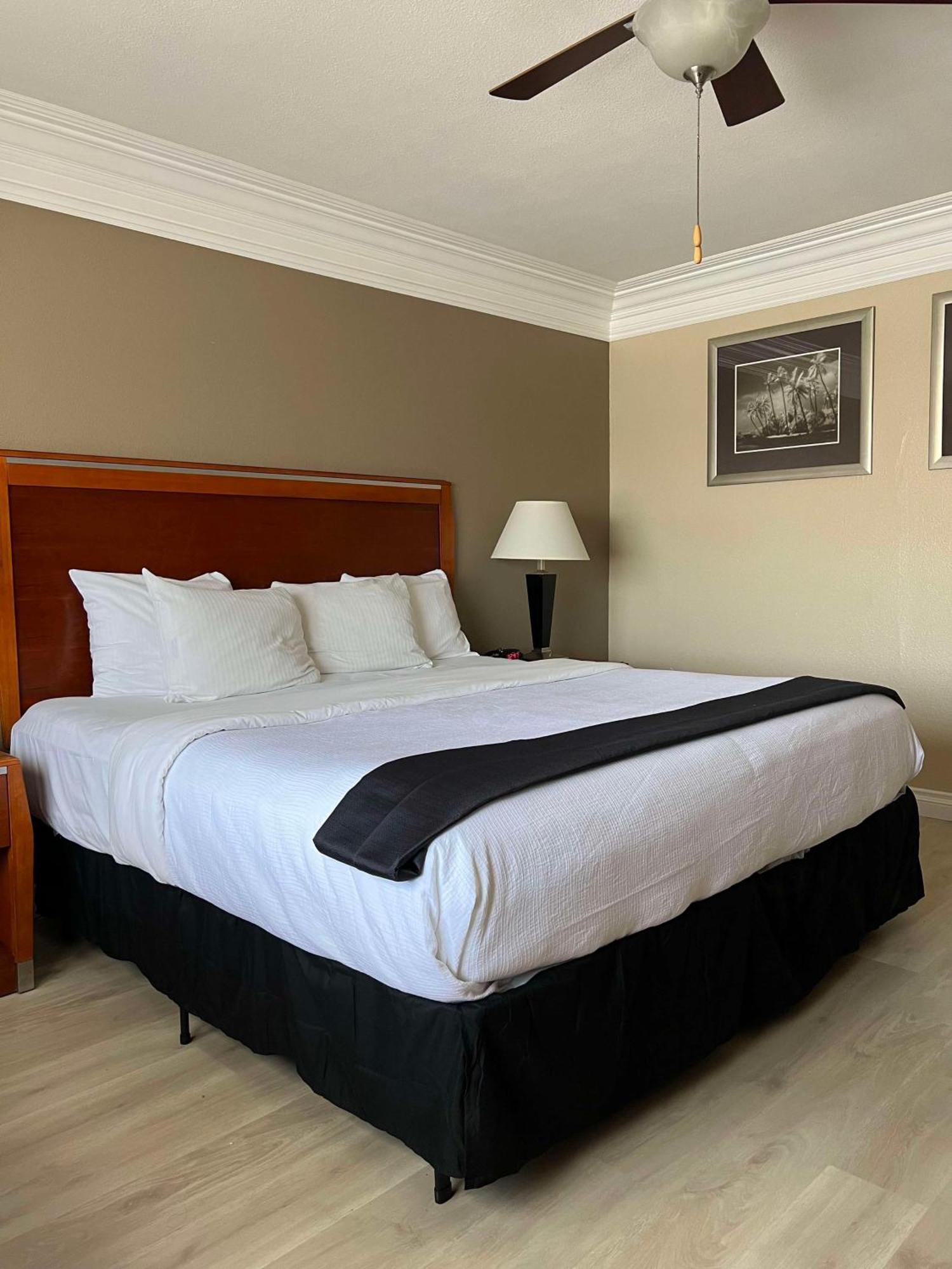 Best Western Tradewinds Морро Бей Экстерьер фото